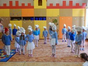 Šmoulové - závěrečné vystoupení 2017